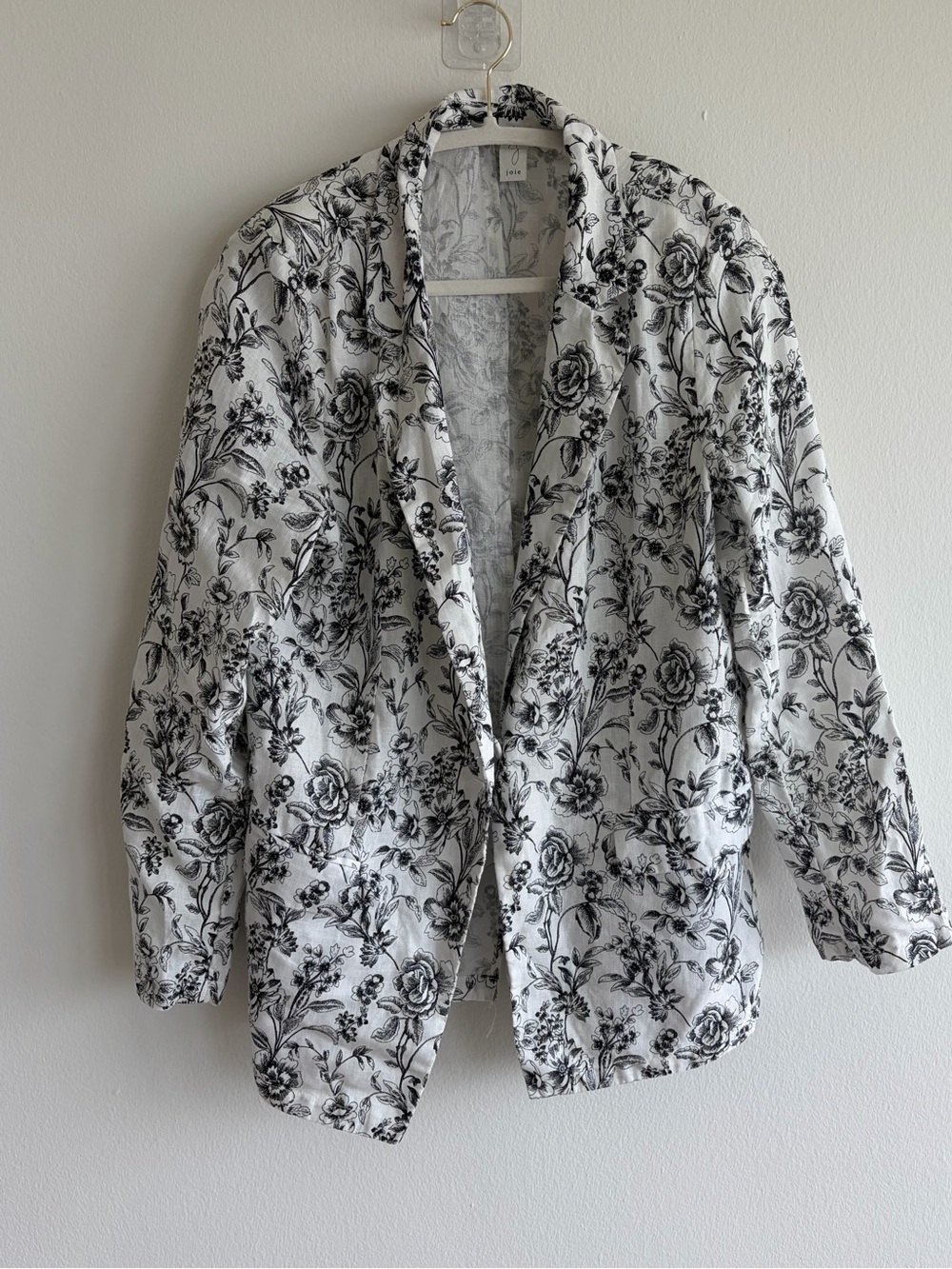 Joie linen floral white black blazer